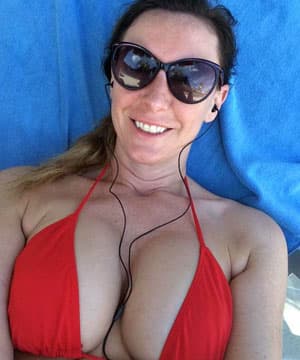 Lara Latex